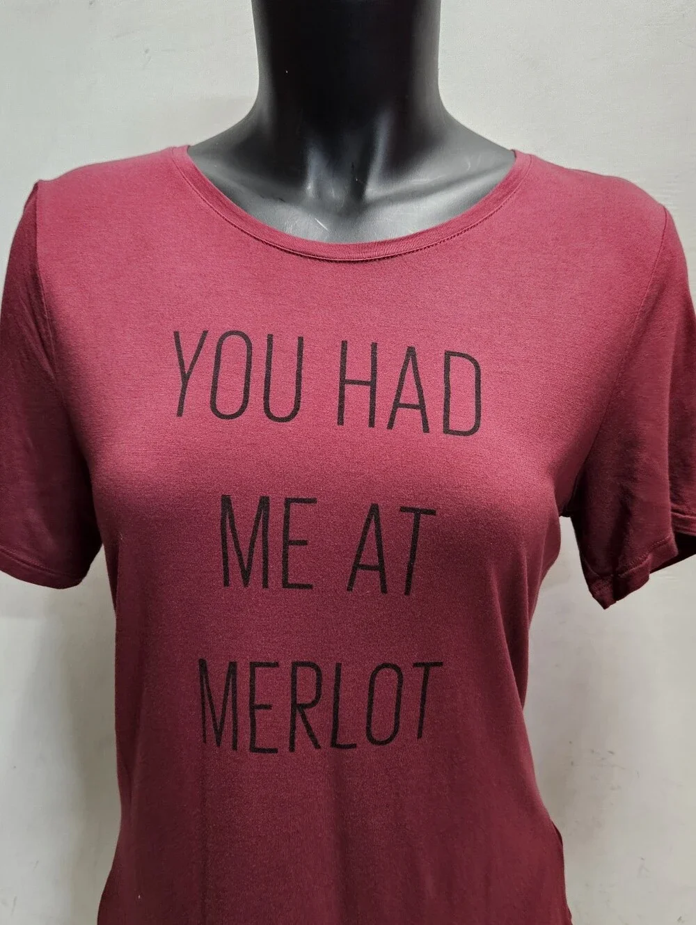 YOU HAD ME AT MERLOT Old Navy Womens Small Rounded Bottom Graphic Tee Shirt